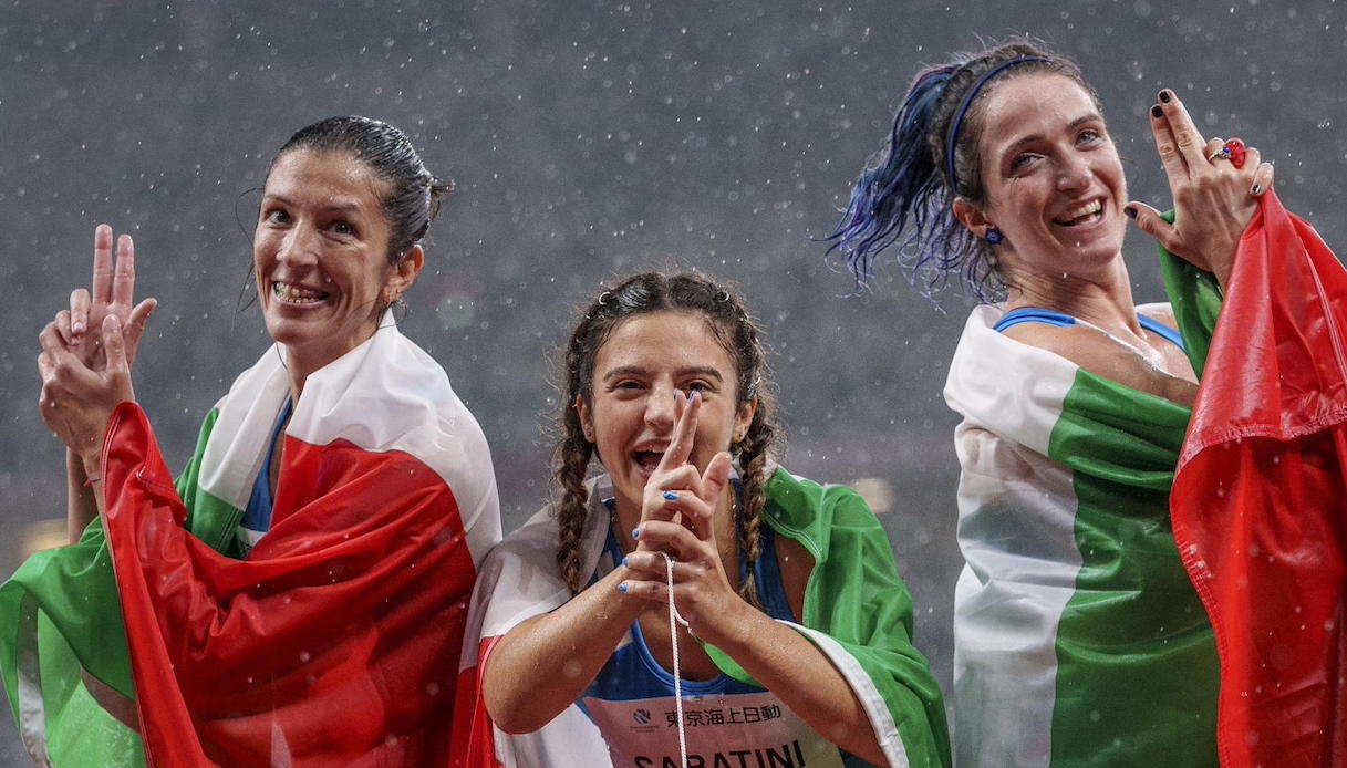 paralimpiadi-tripletta-italia-donne-podio-100-metri-record